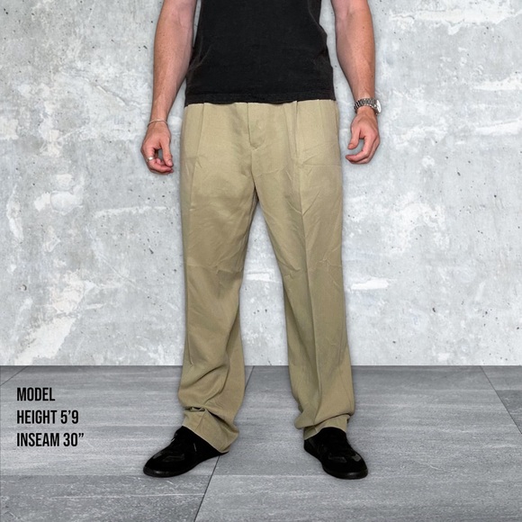 Tommy Bahama Silk Pleated Chino Pants - Picture 2 of 7